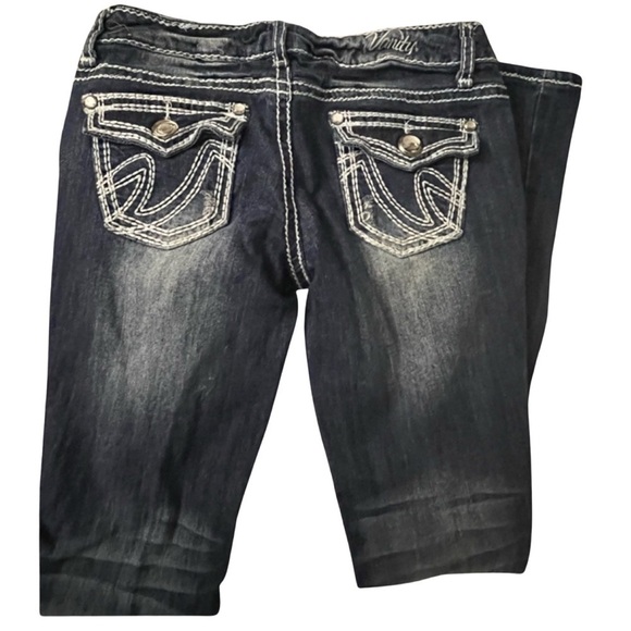 Vanity women’s distressed jeans. Size 28/33L jeweled buttons on back - Picture 4 of 5